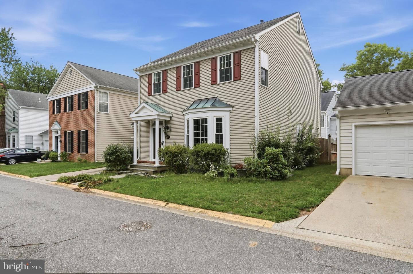 8704 Vanilla Leaf Court photo 3