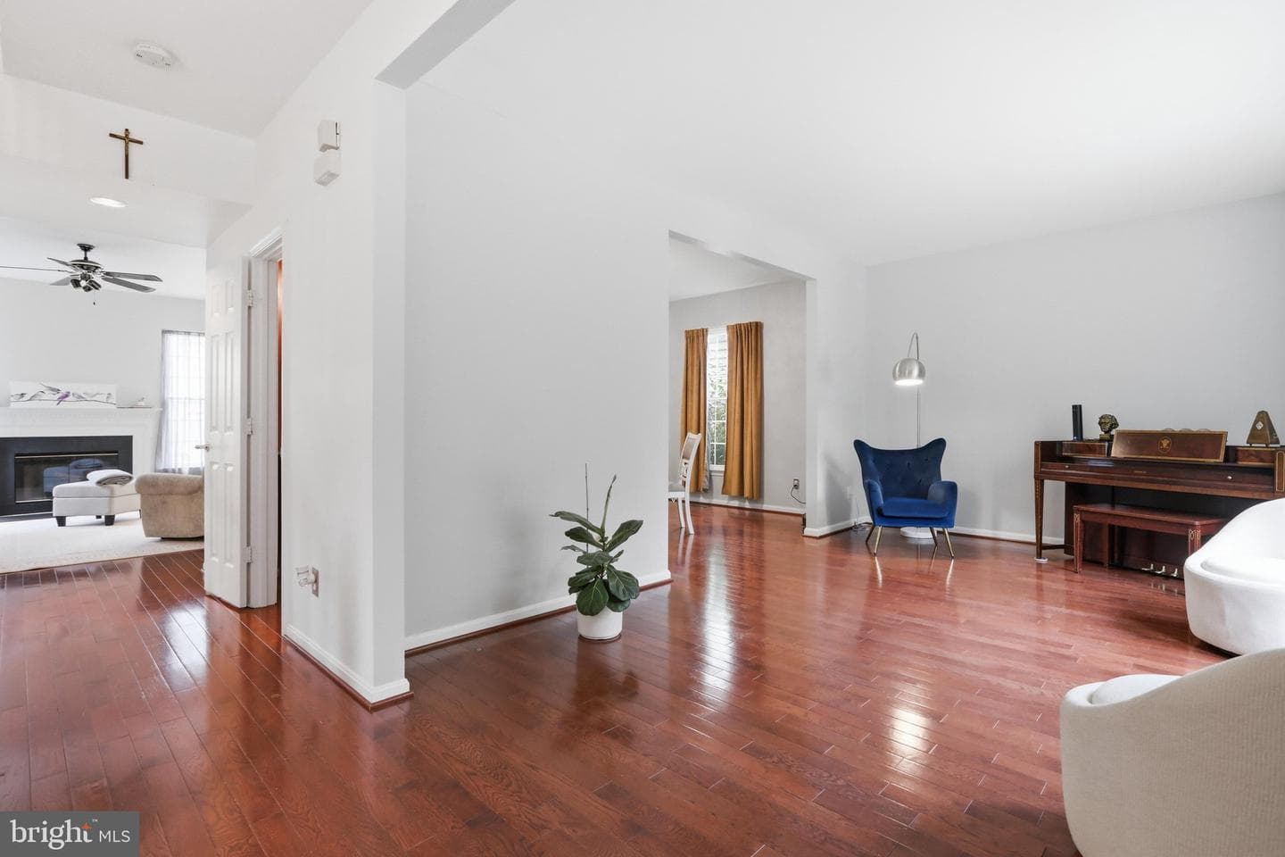 8704 Vanilla Leaf Court photo 4