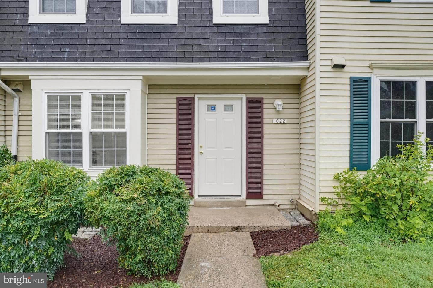 1022 Copperstone Court photo 3