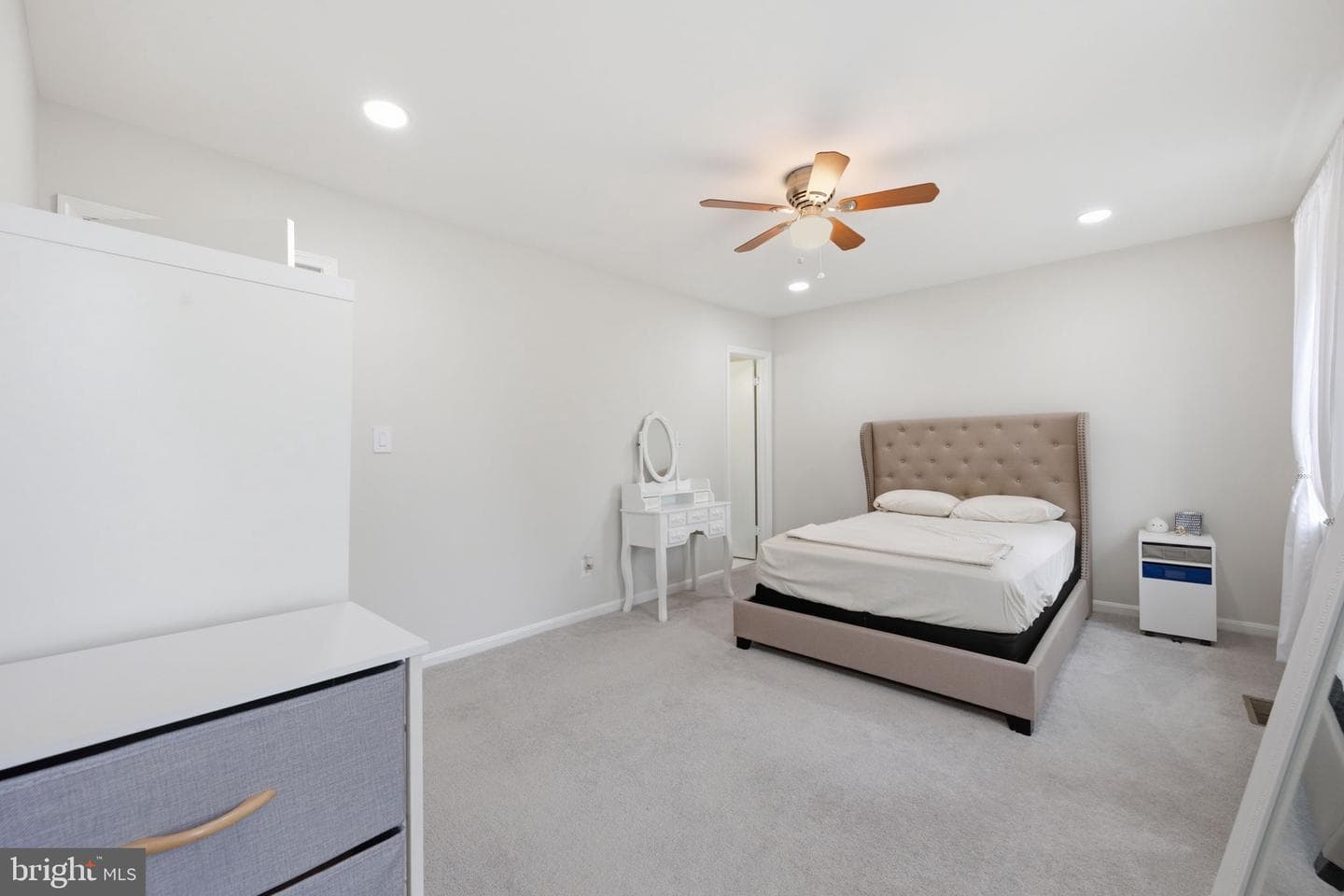 9367 Bremerton photo 16