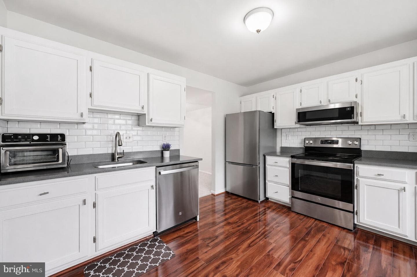 9367 Bremerton photo 3