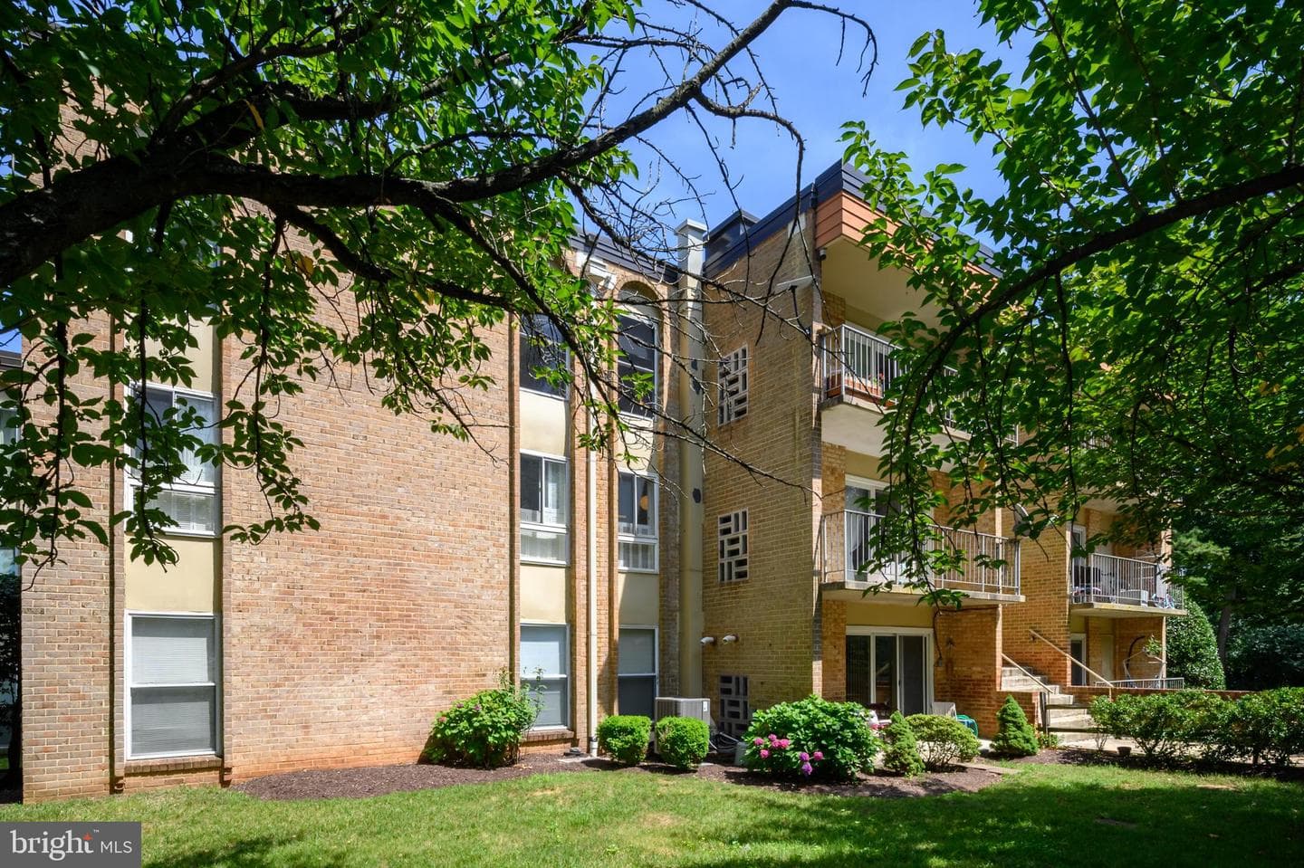 11911 Parklawn Drive #303, Rockville