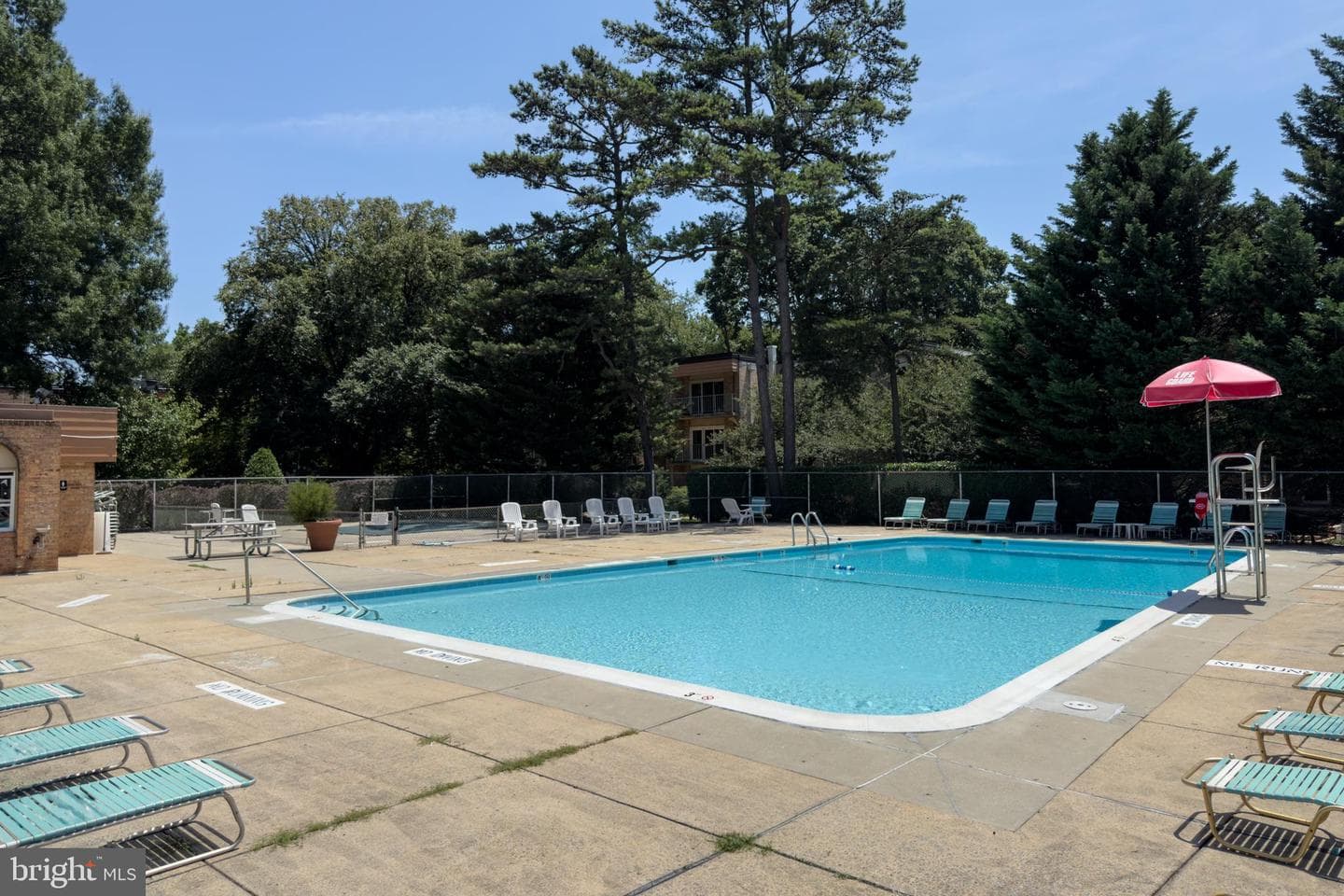 11911 Parklawn Drive #303 photo 26