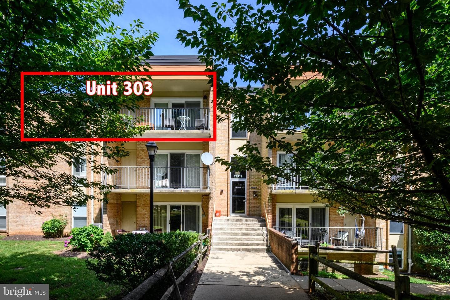 11911 Parklawn Drive #303 photo 4