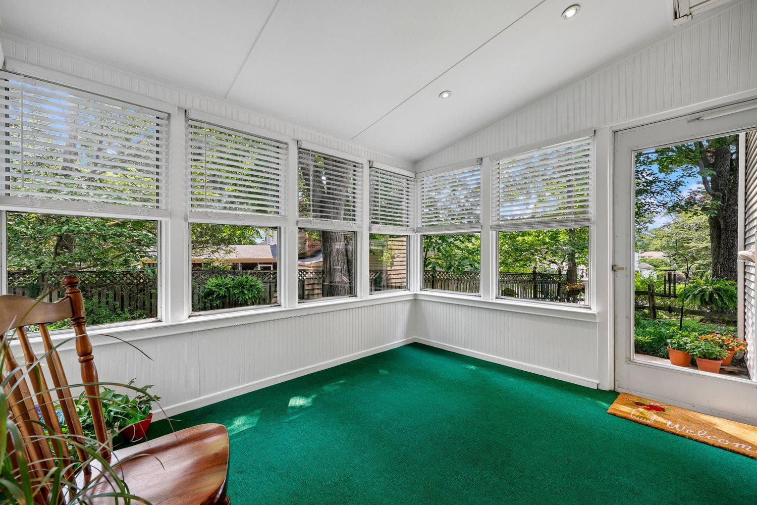 17016 George Washington Drive photo 33