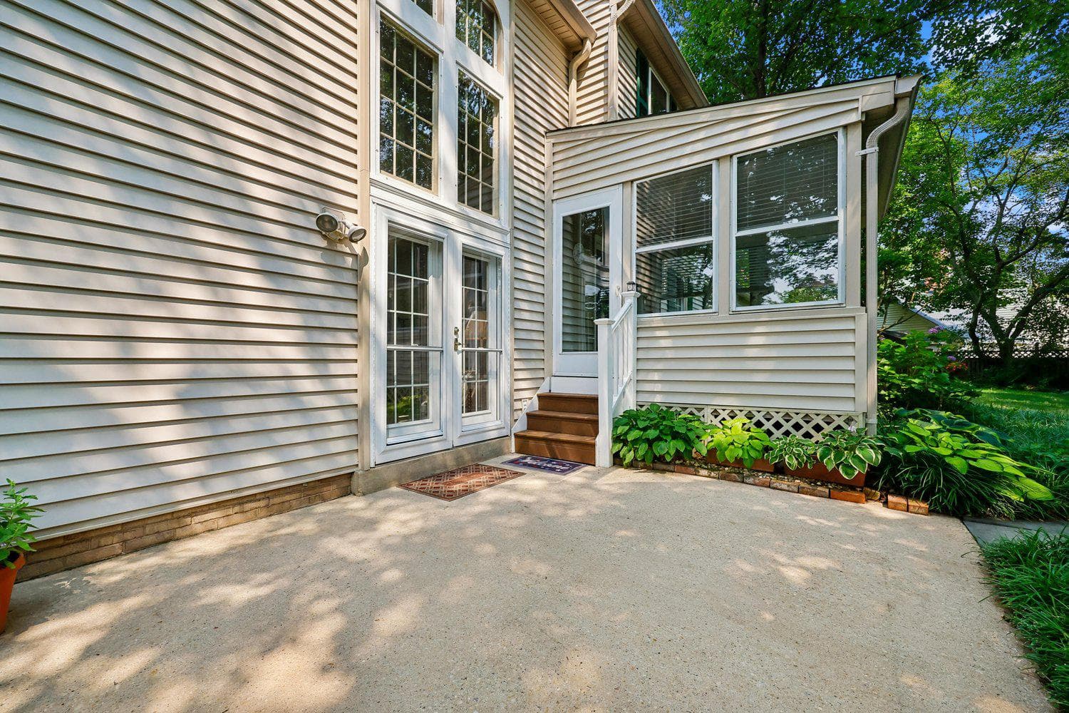 17016 George Washington Drive photo 6