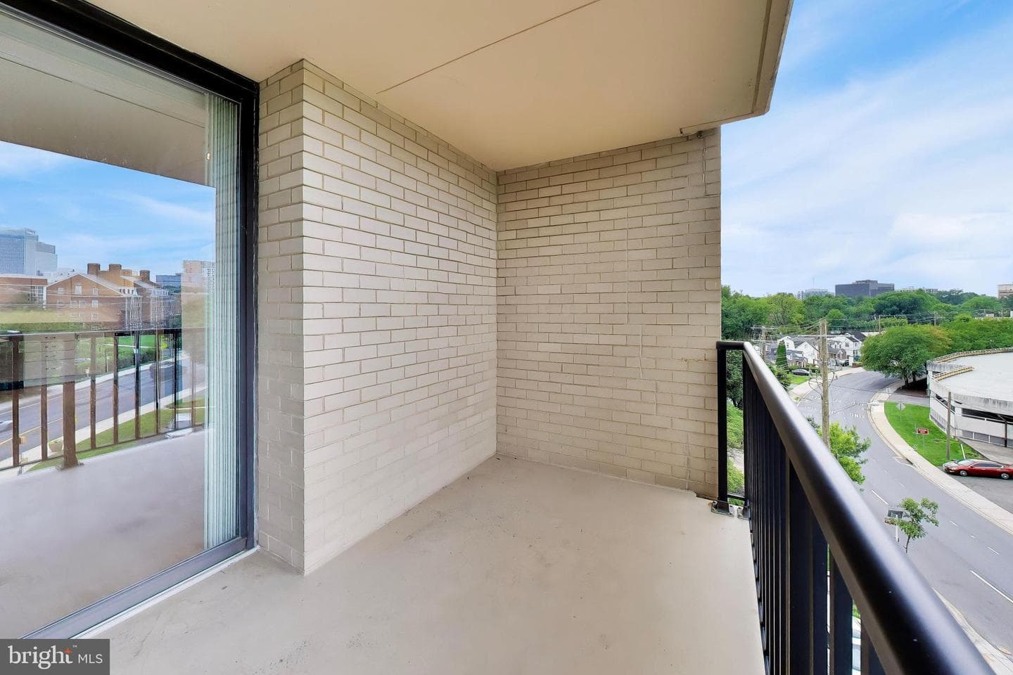 4242 East West Highway #514 photo 29
