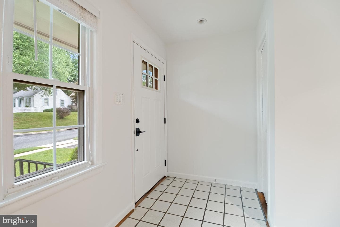 10913 Drumm Avenue photo 5