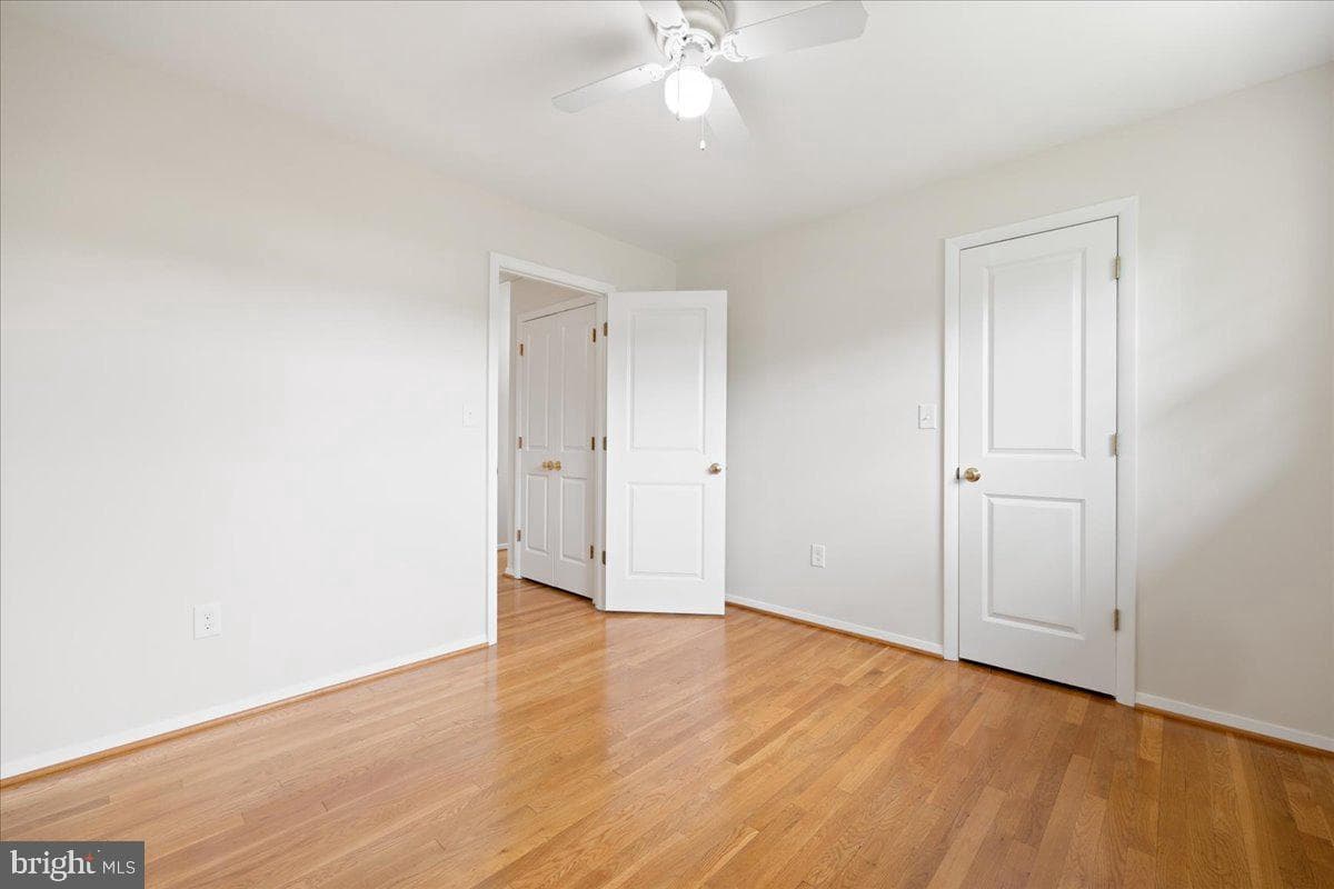 11315 Gainsborough Road photo 39
