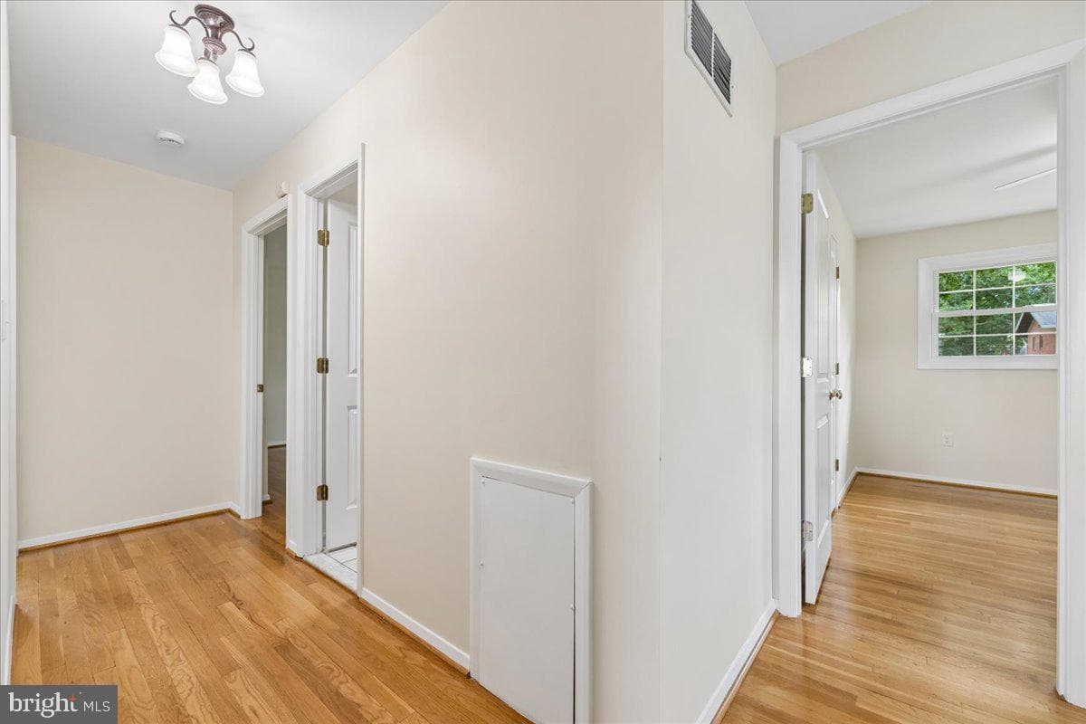 11315 Gainsborough Road photo 48