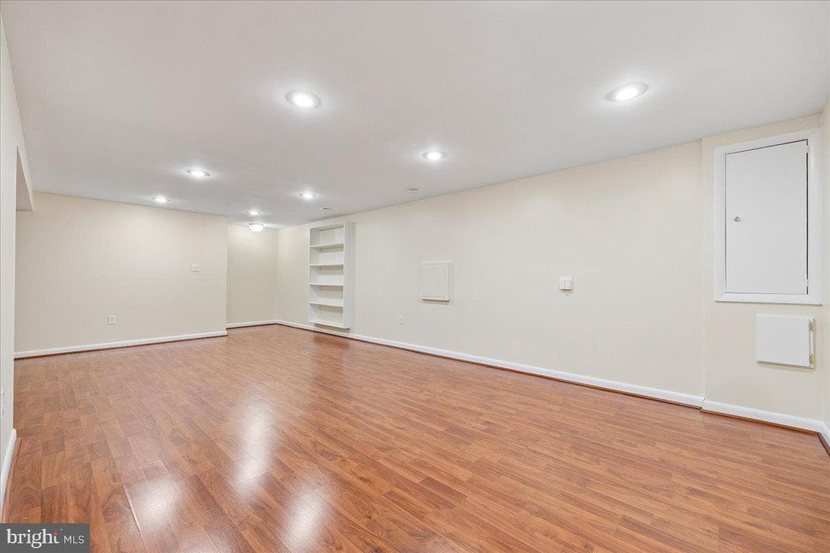 11315 Gainsborough Road photo 54