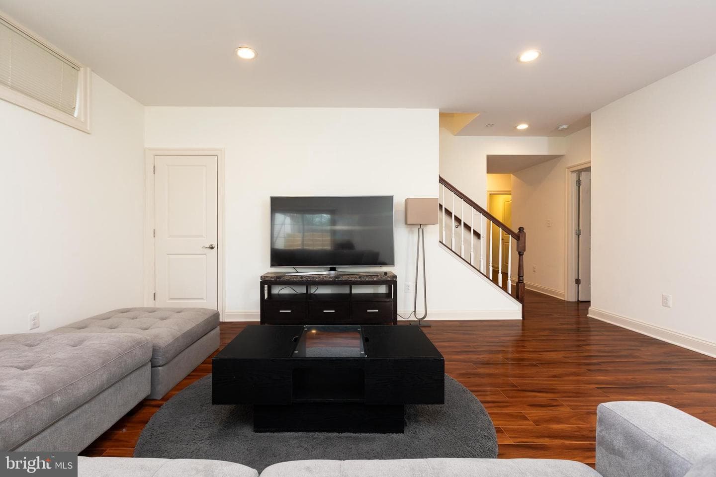 215 N Van Buren Street photo 128