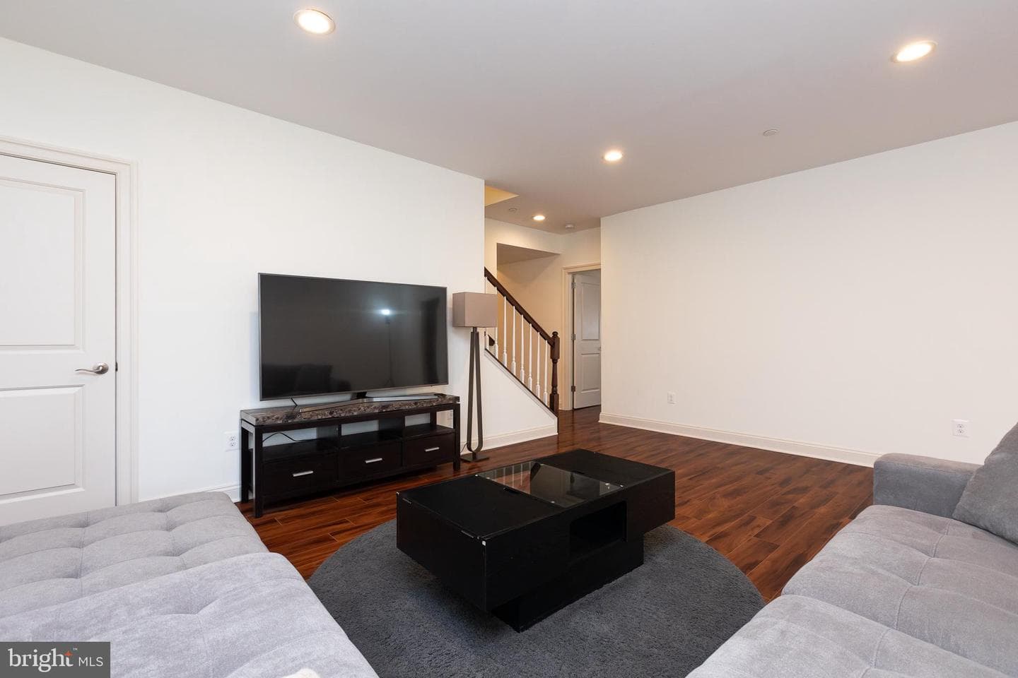 215 N Van Buren Street photo 129
