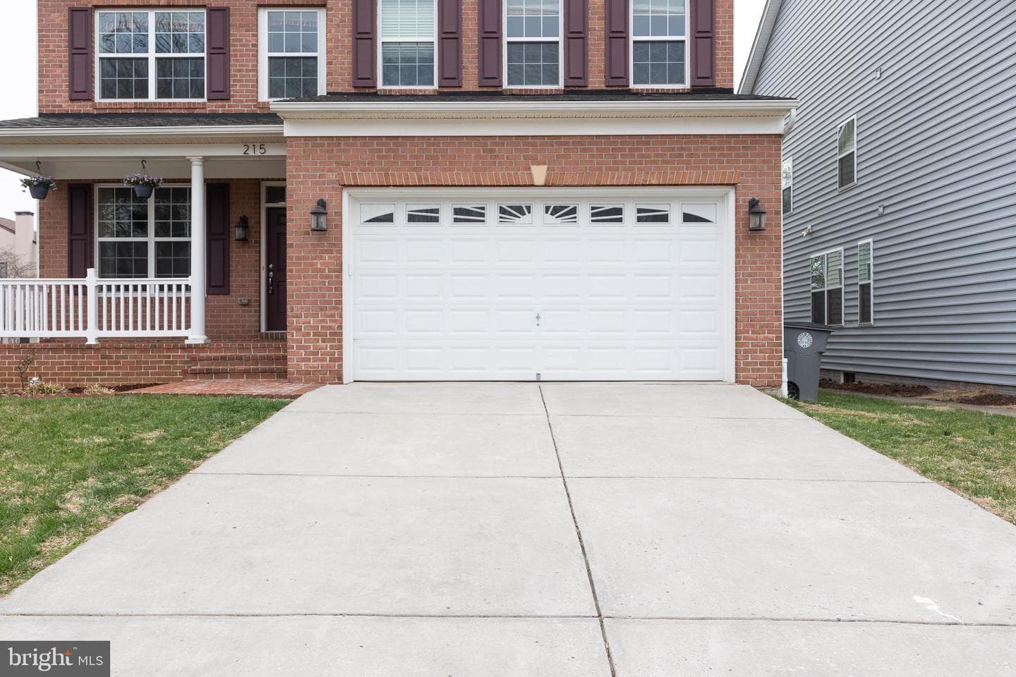 215 N Van Buren Street photo 5