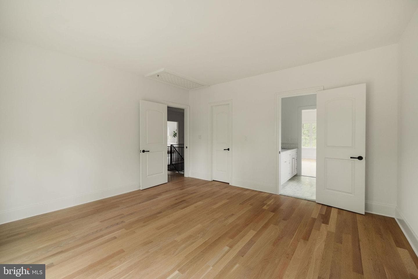 3400 Coquelin Terrace photo 47