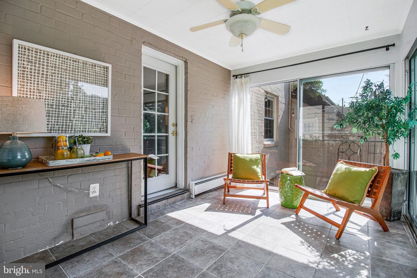 5310 Mckinley Street photo 18