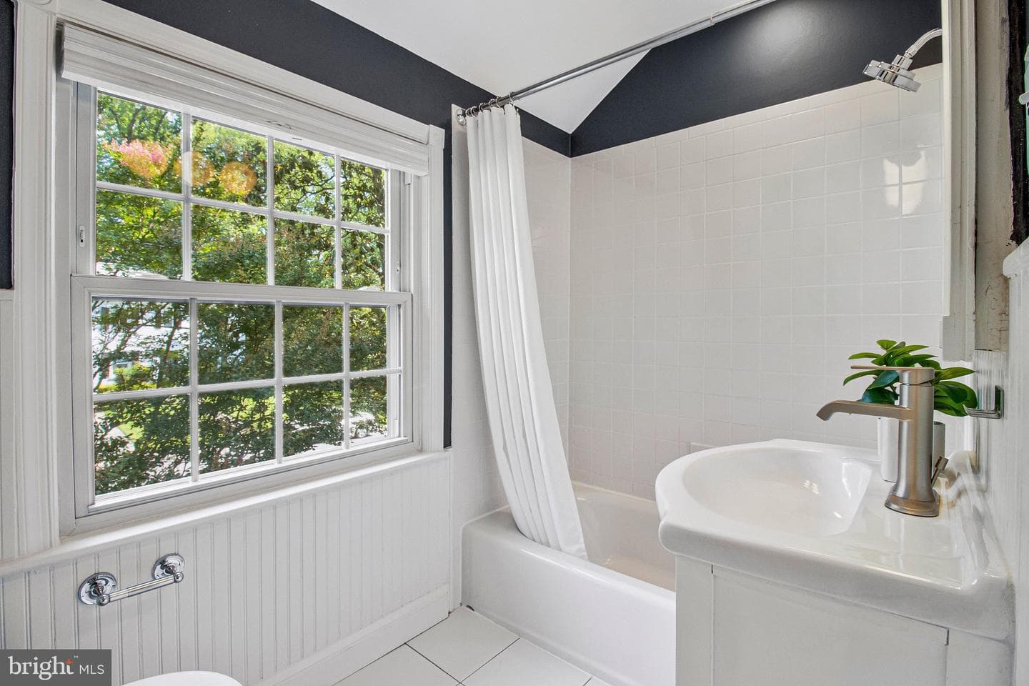 5310 Mckinley Street photo 24