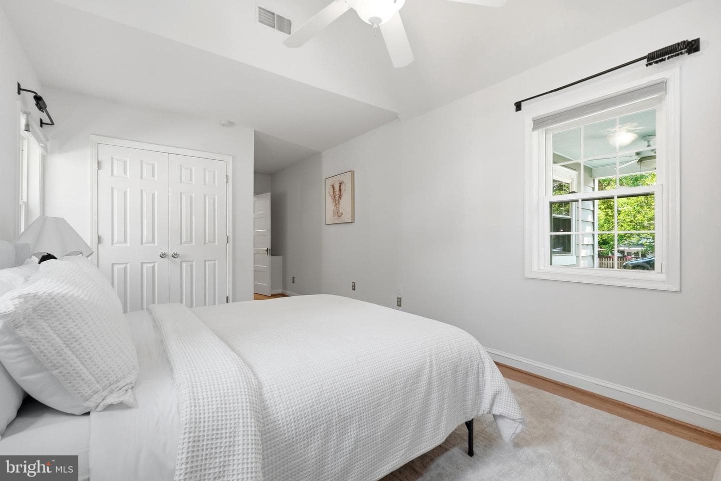 901 Davis Avenue photo 30