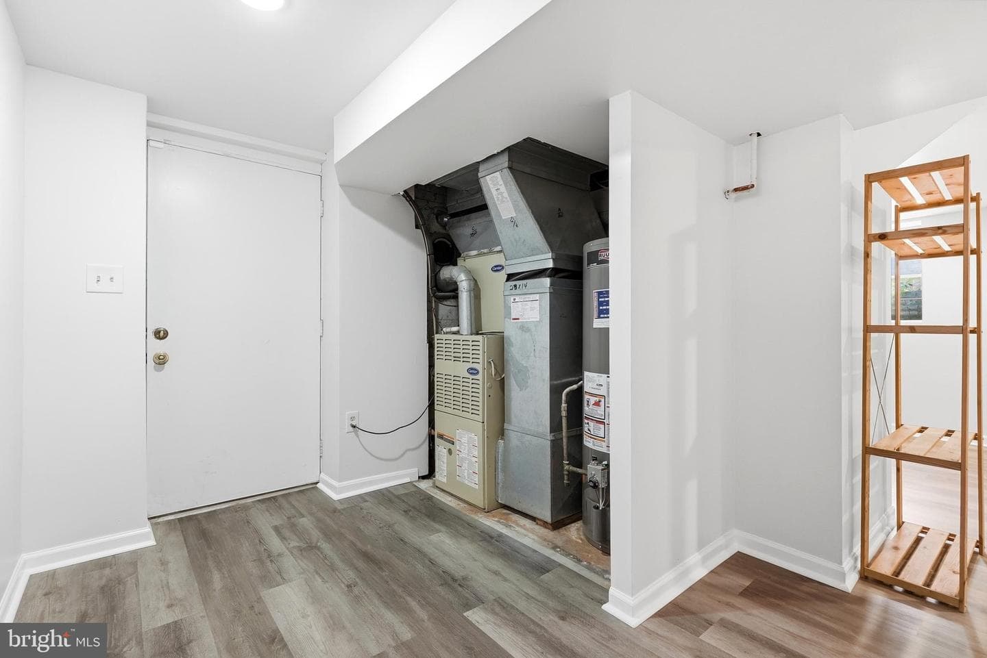 901 Davis Avenue photo 47