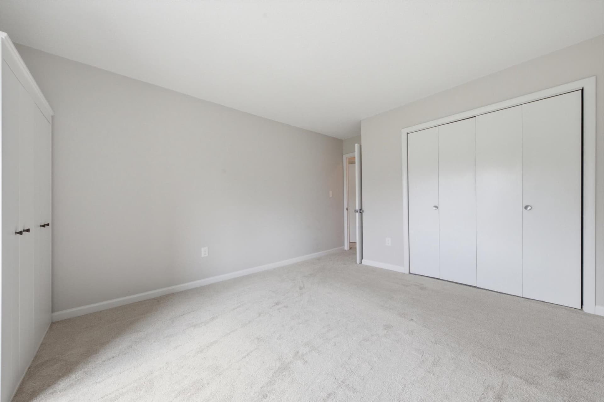 7501 Democracy Boulevard #339 photo 32