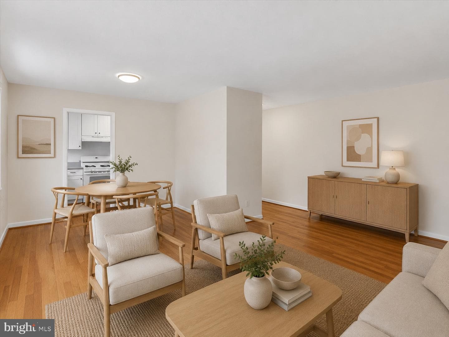 10524 Weymouth Street #202 photo 3