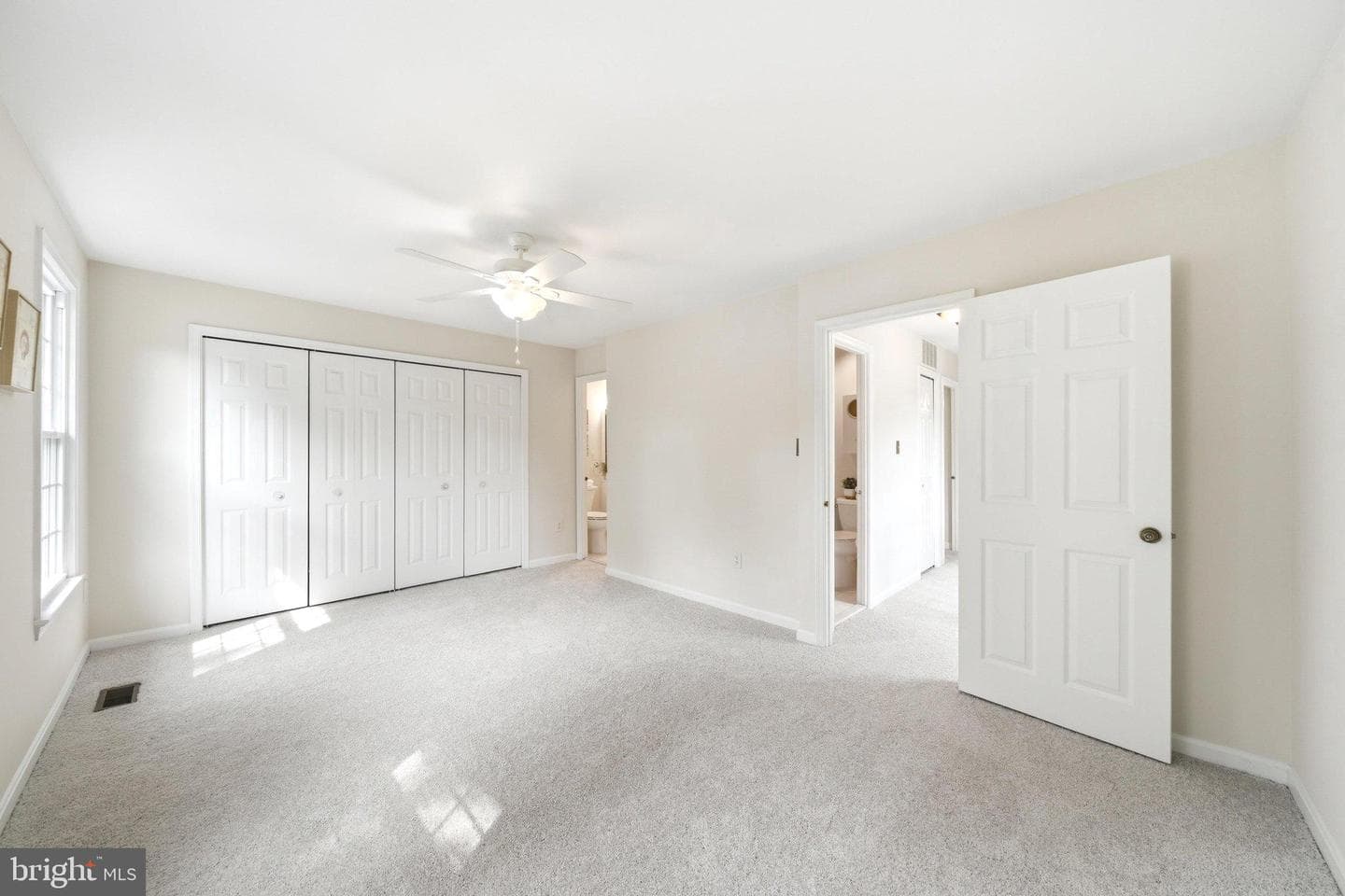 16 Ritchfield Court photo 27