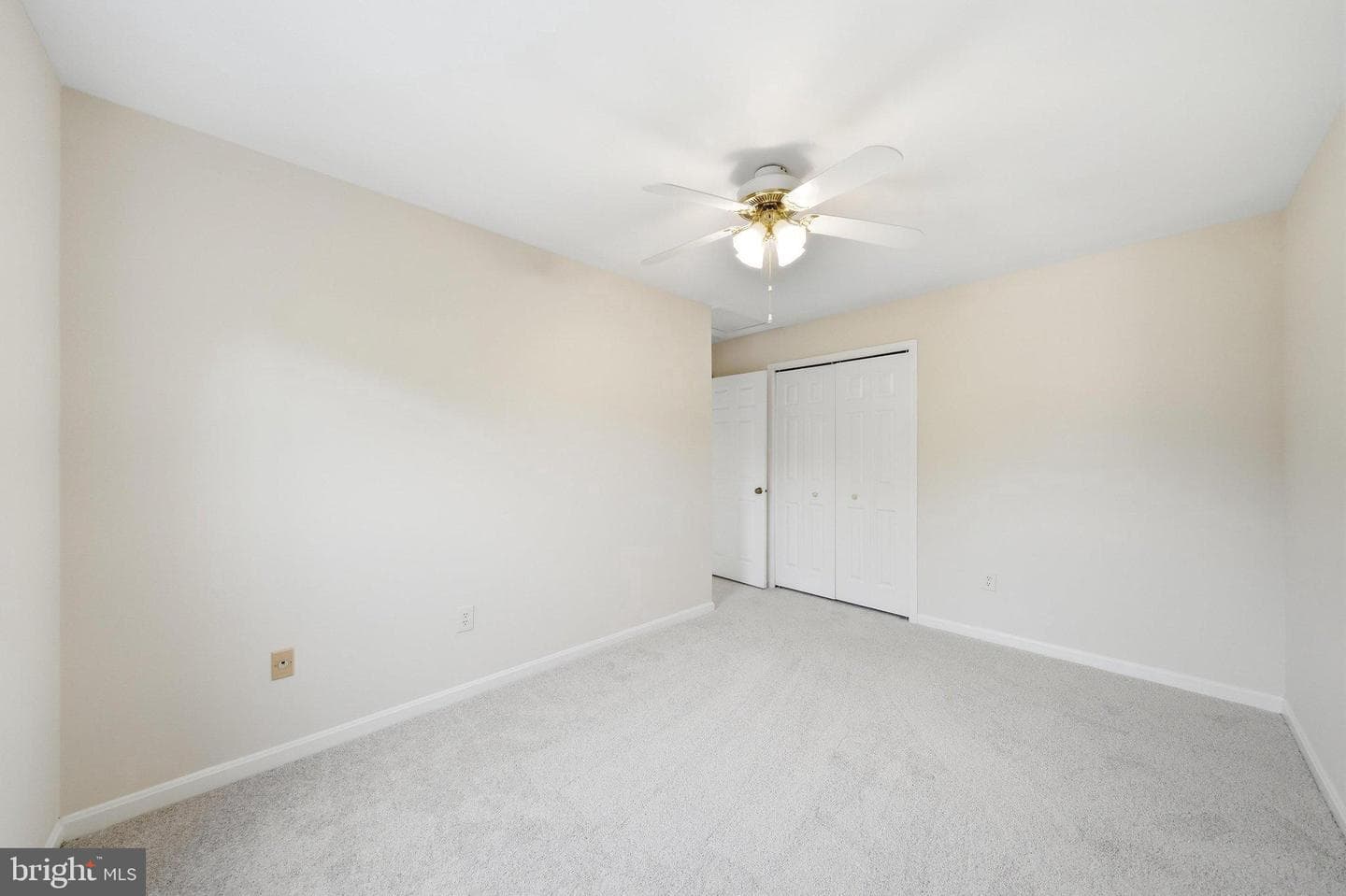 16 Ritchfield Court photo 32