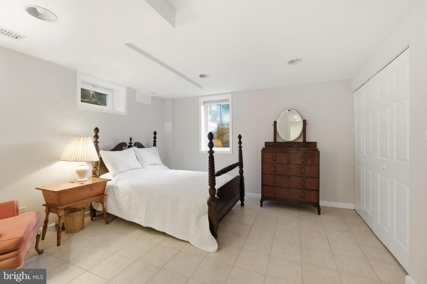 3800 Queen Mary Drive photo 37