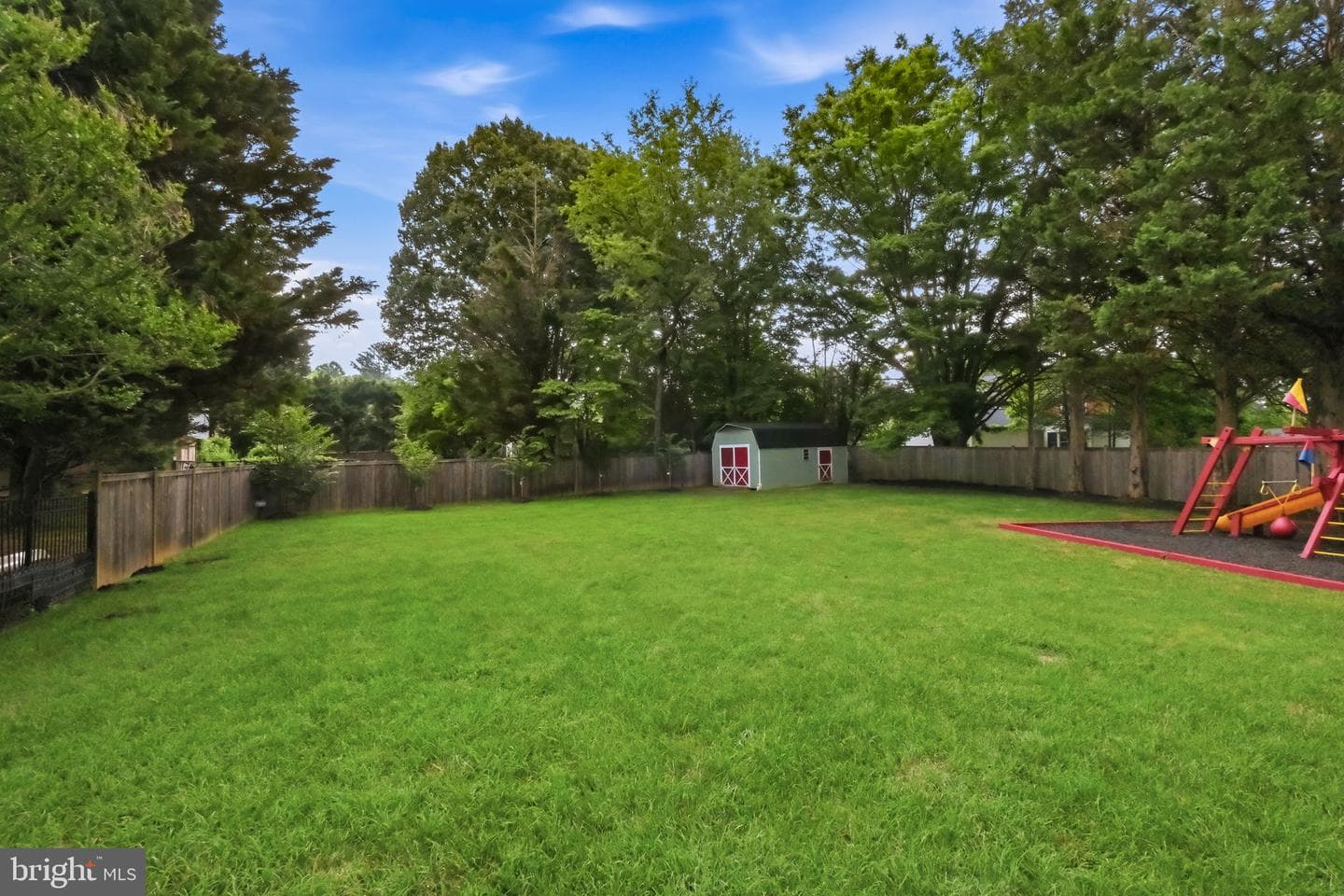 3800 Queen Mary Drive photo 48