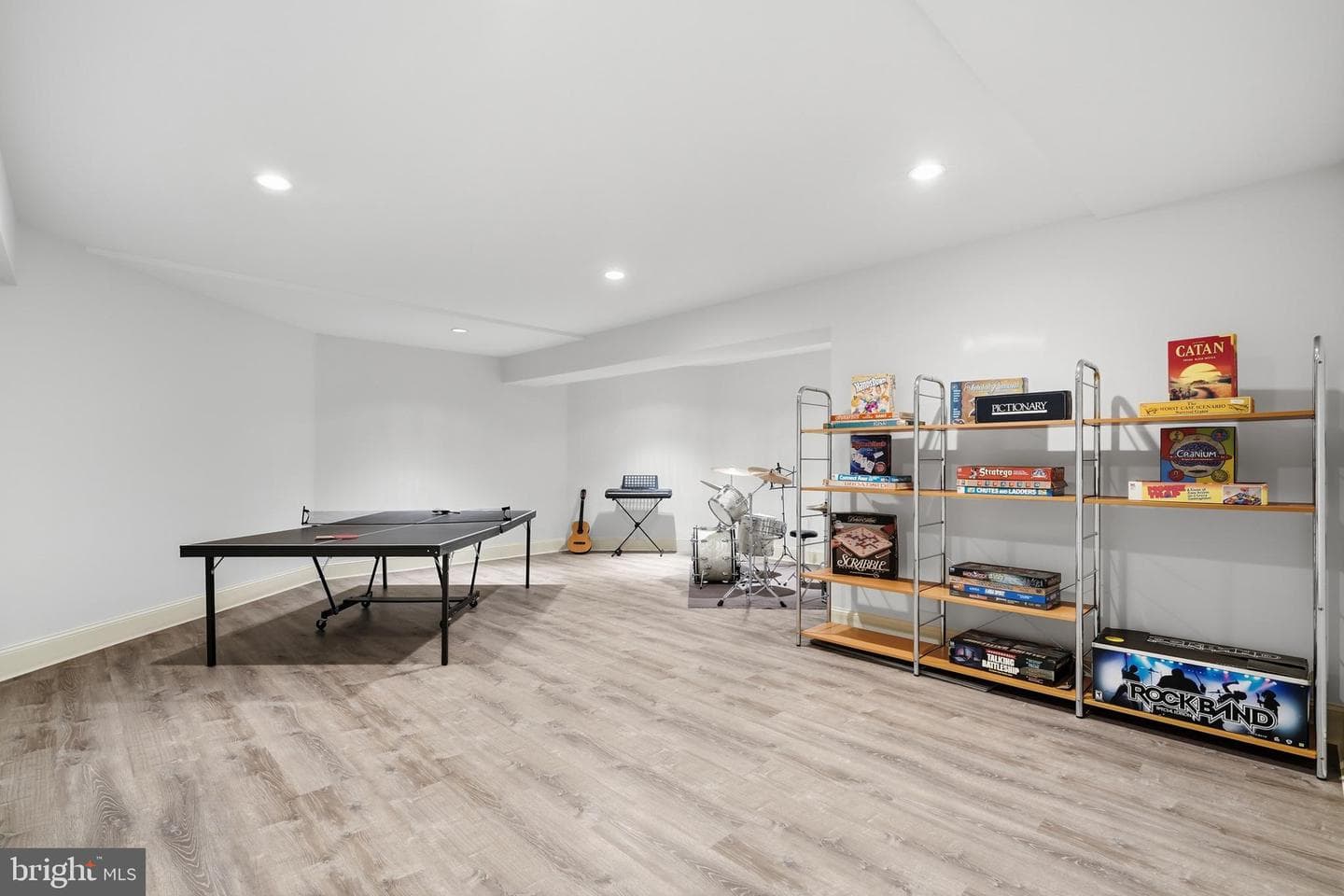 9833 Avenel Farm Drive photo 36