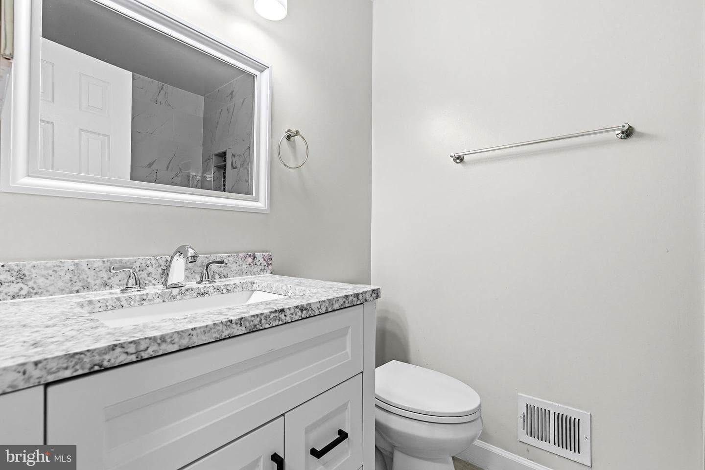 11404 Applegrath Way photo 21
