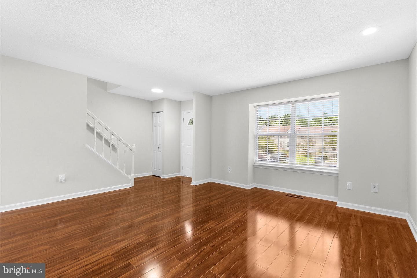 11404 Applegrath Way photo 5