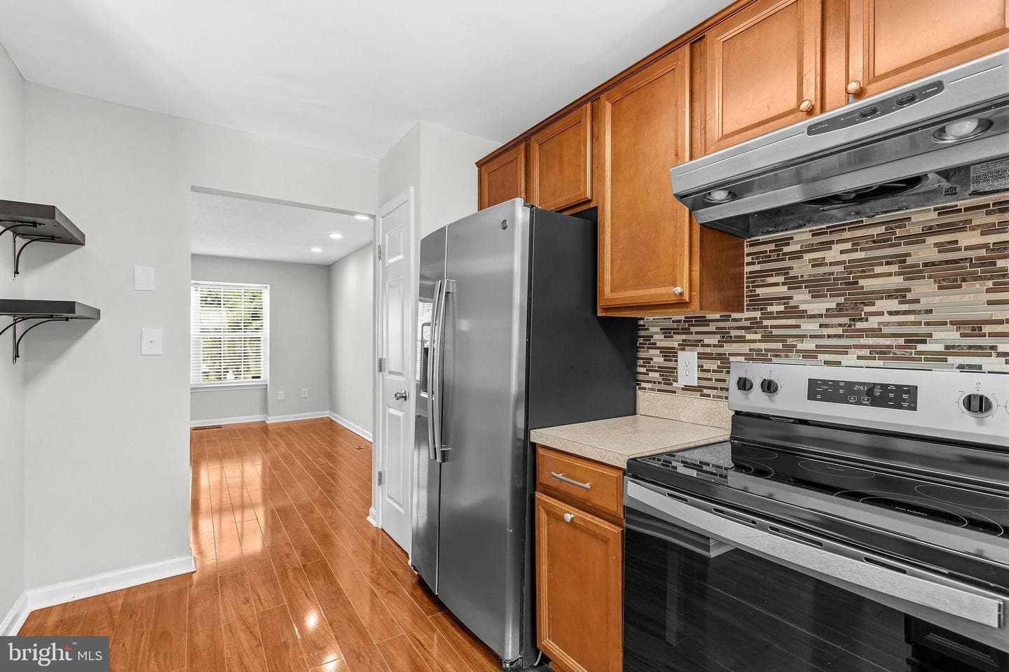 11404 Applegrath Way photo 9