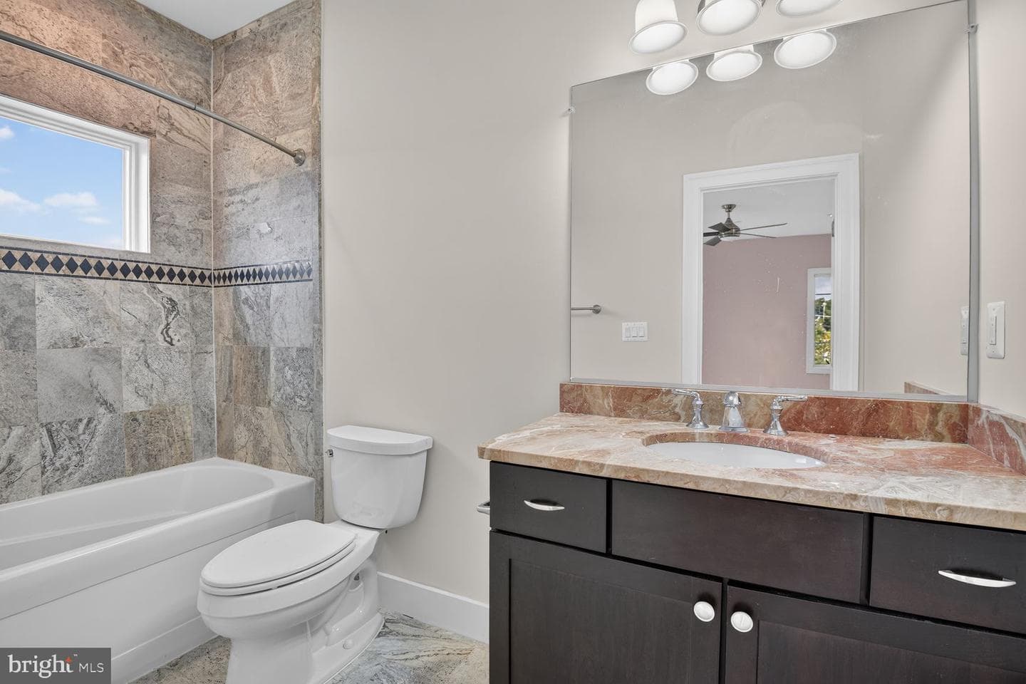13828 Travilah Road photo 28