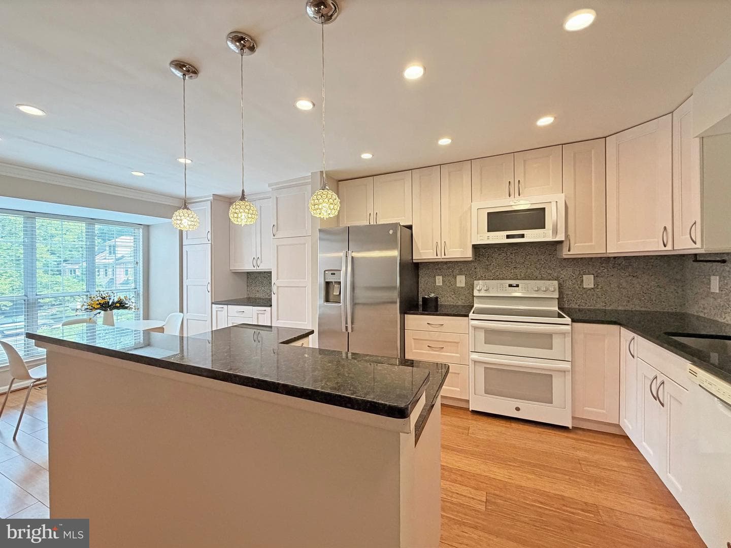 1909 Windjammer Way photo 4