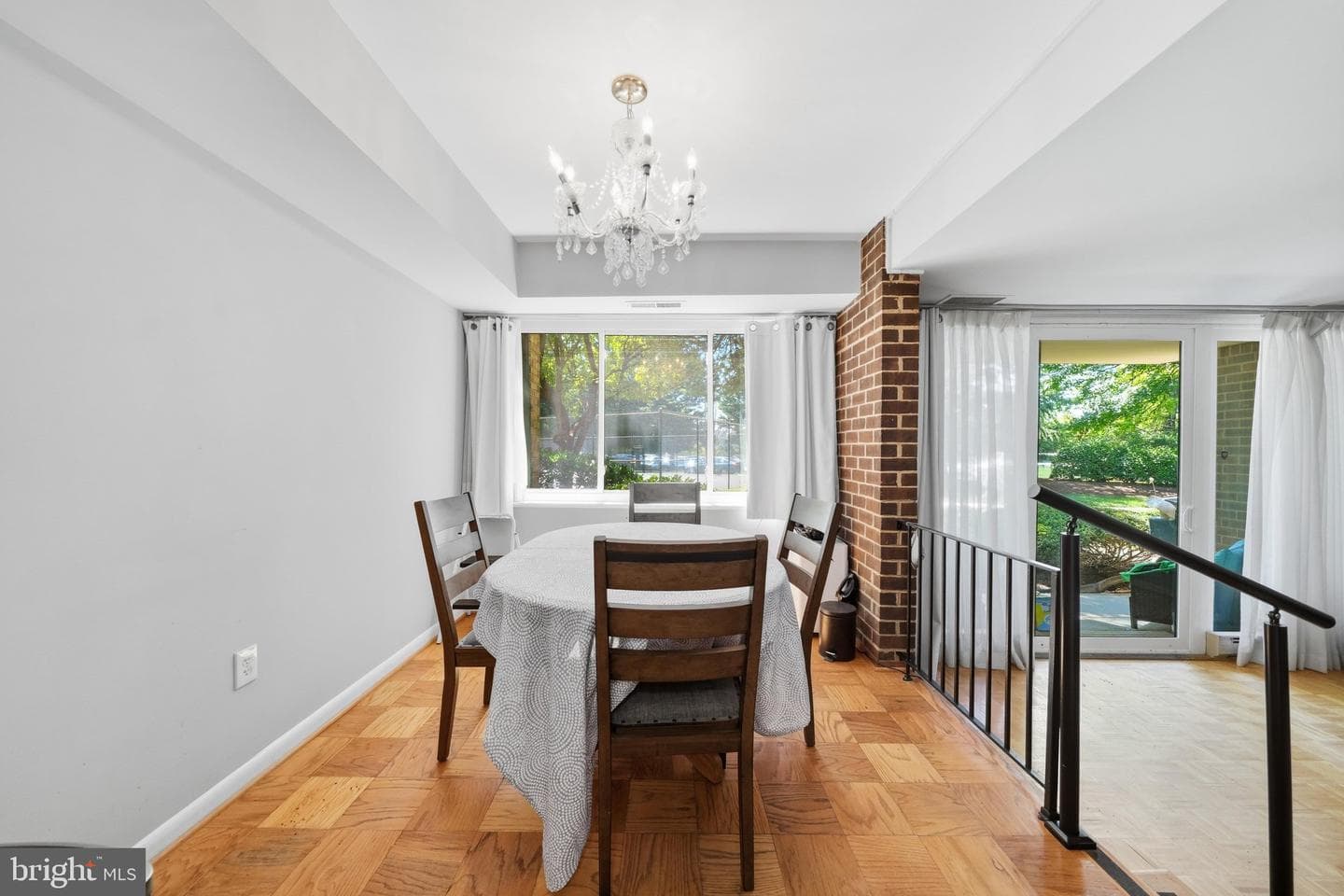 2105 Unit 15-103 Walsh View Terrace #15 photo 15