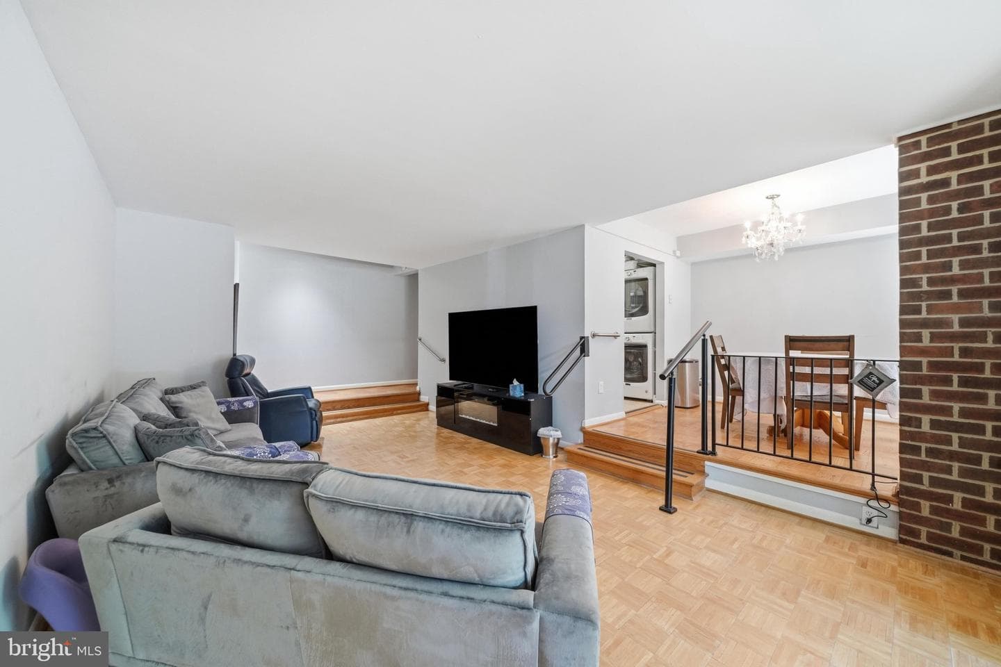 2105 Unit 15-103 Walsh View Terrace #15 photo 20