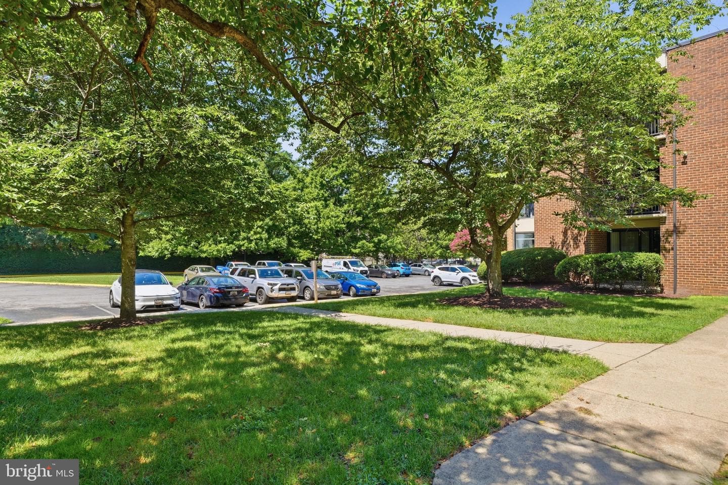 2105 Unit 15-103 Walsh View Terrace #15 photo 49