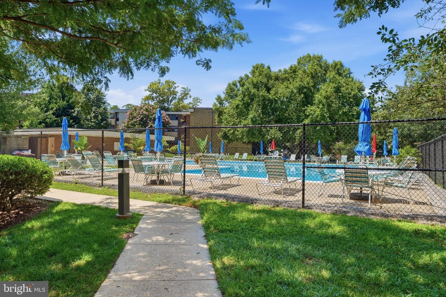 2105 Unit 15-103 Walsh View Terrace #15 photo 51