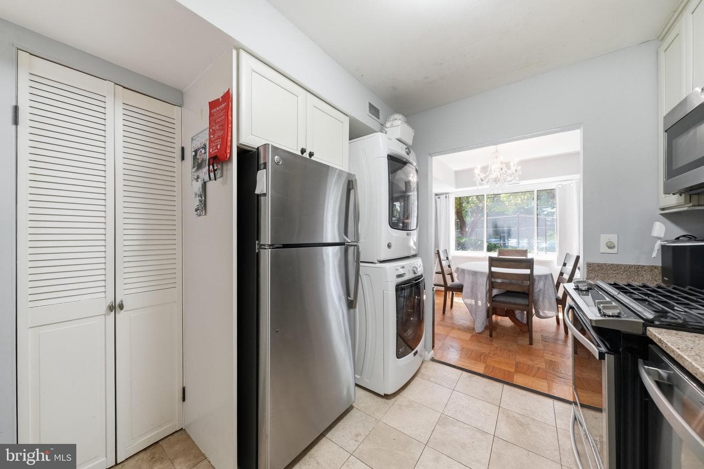 2105 Unit 15-103 Walsh View Terrace #15 photo 9