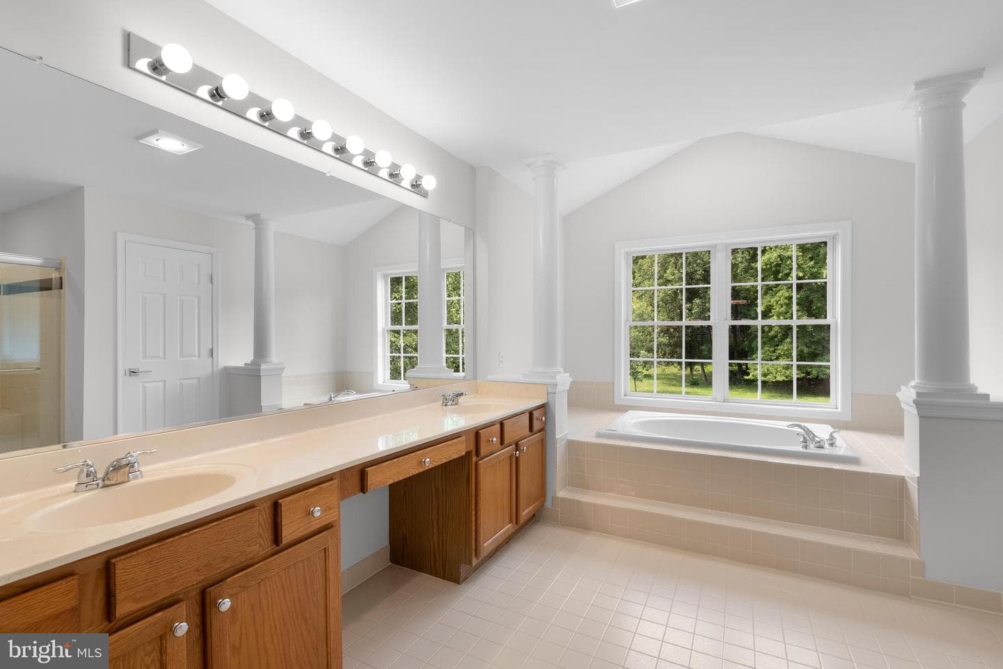 22811 Timber Creek Lane photo 26