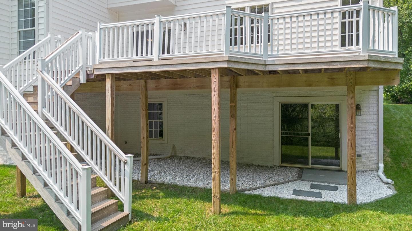 22811 Timber Creek Lane photo 34