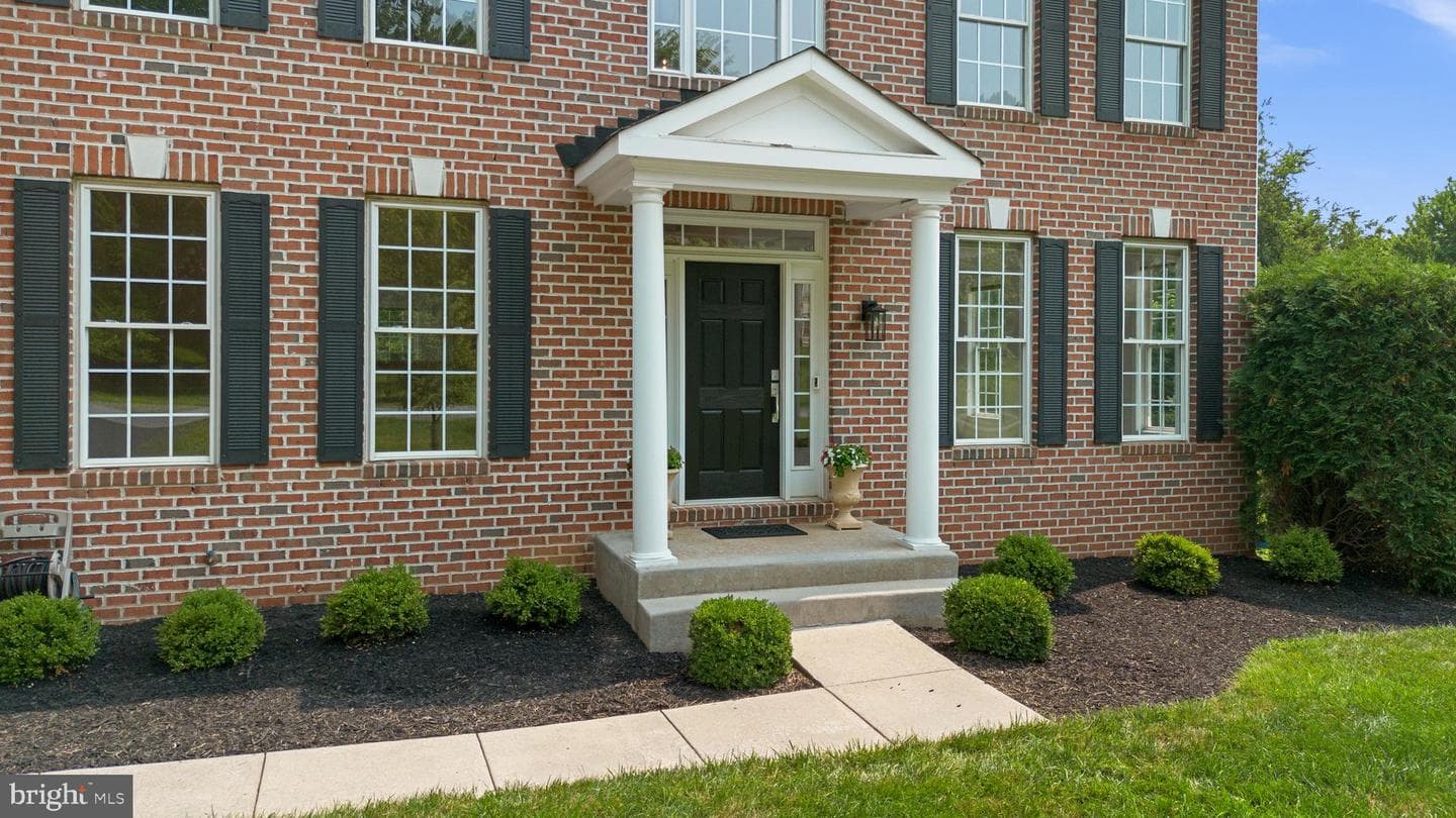 22811 Timber Creek Lane photo 4