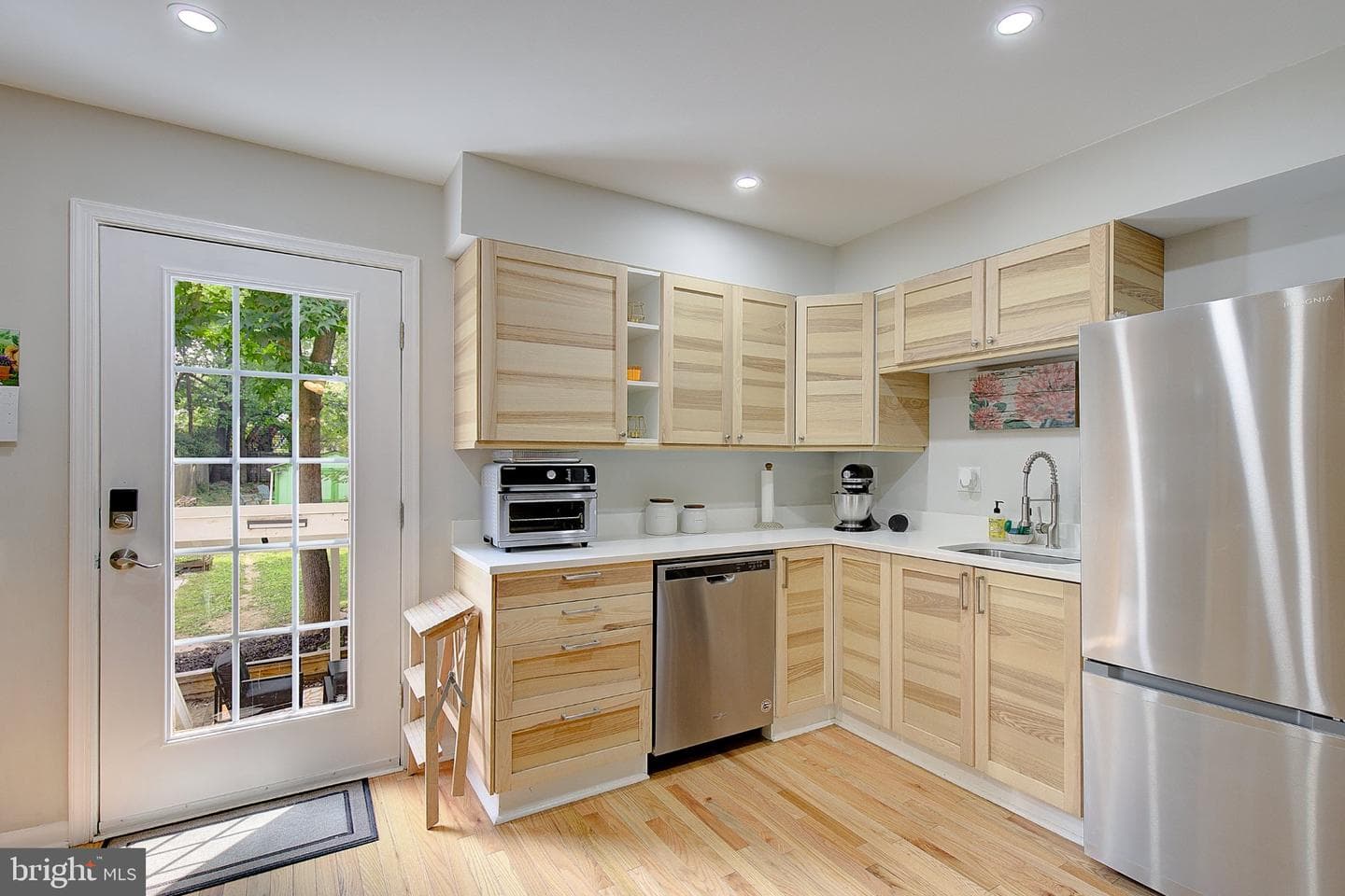 8203 Roanoke Avenue #apt B photo 17