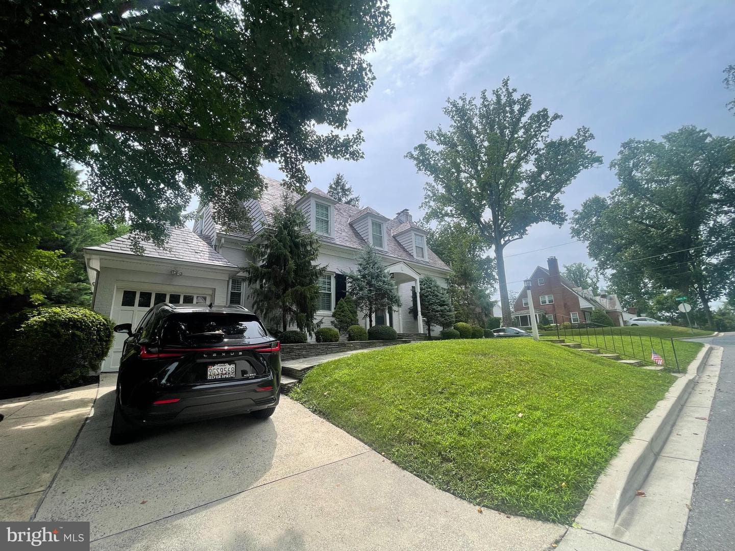 8201 Larry Place, Chevy Chase