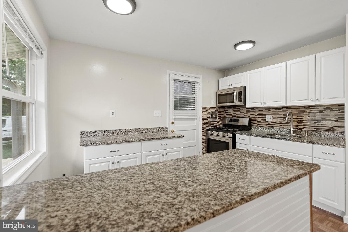 4501 Renn Street photo 11