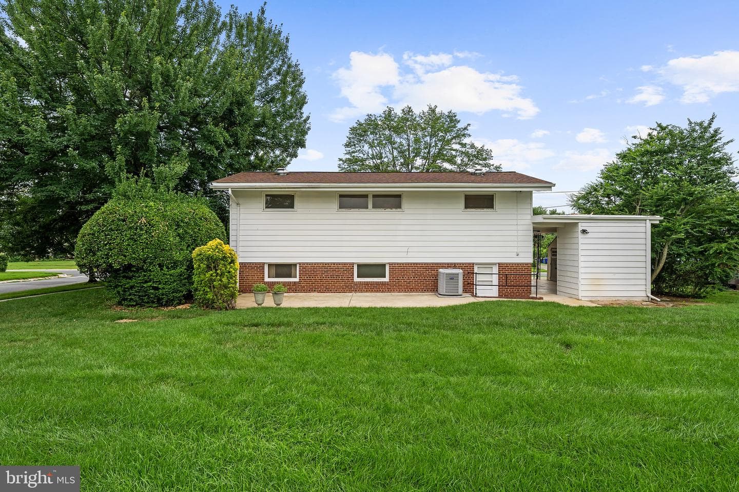 4501 Renn Street photo 36