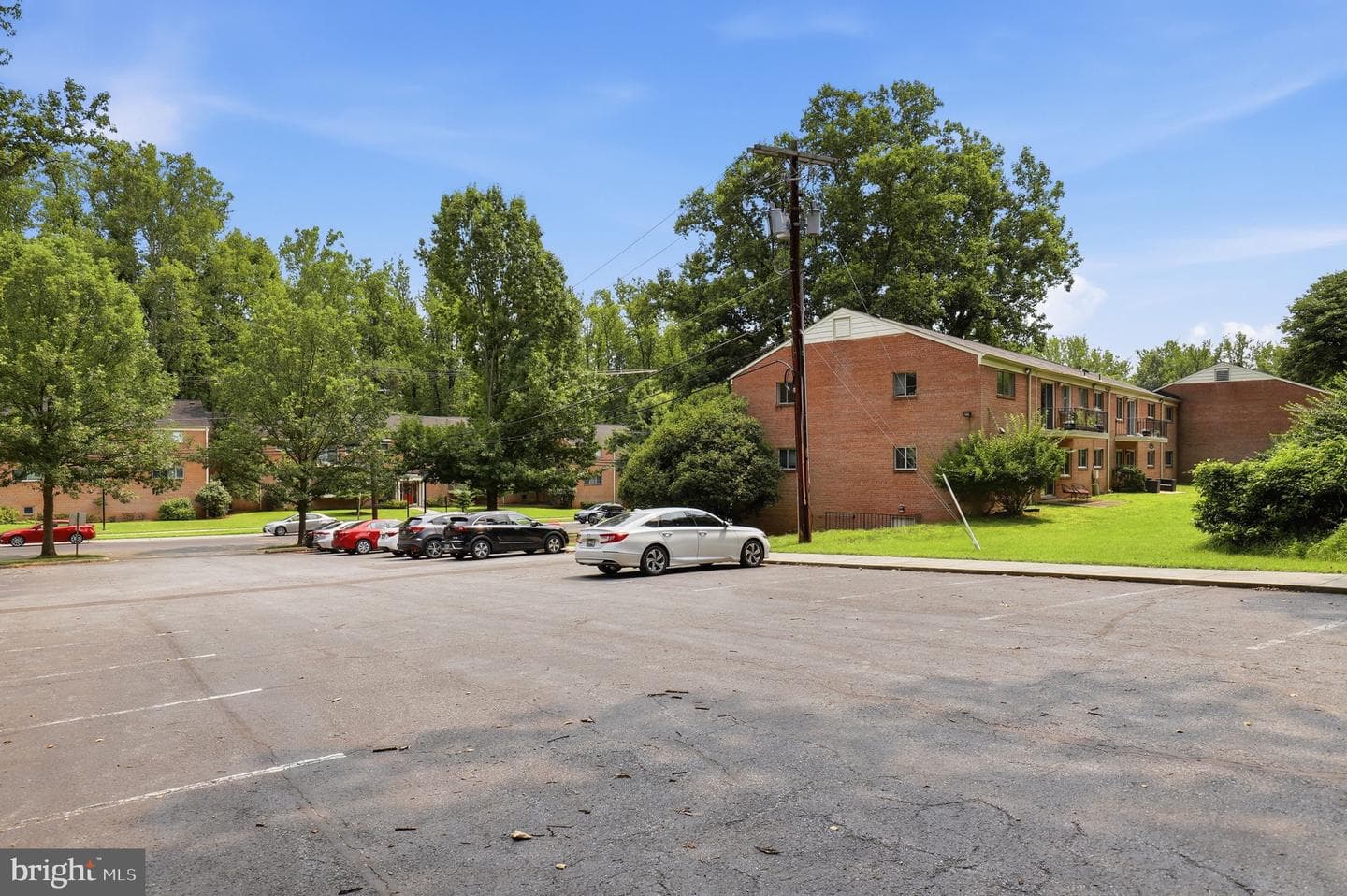 10626 Weymouth Street #101 photo 21