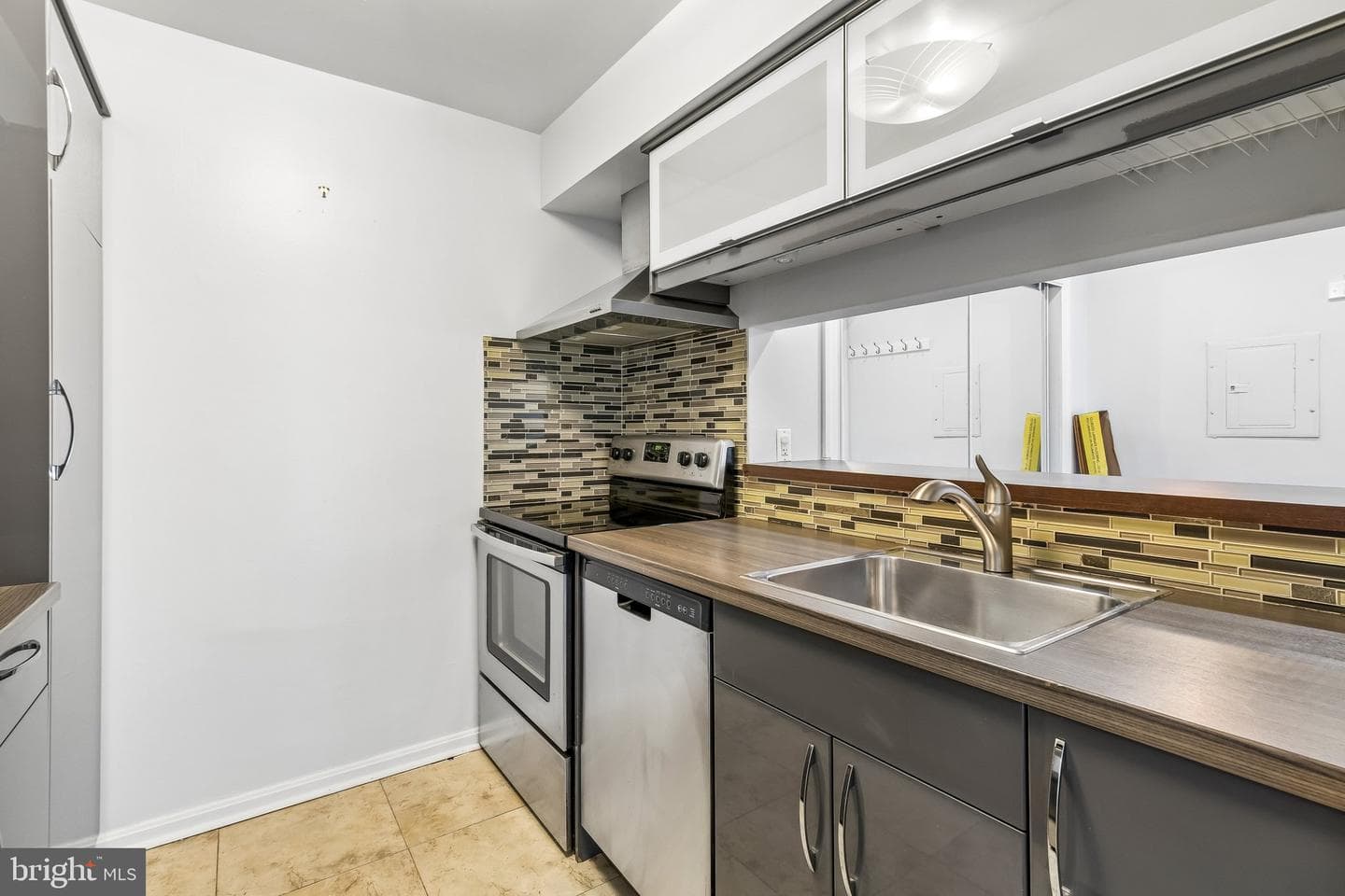 1639 Carriage House Terrace #1639-H photo 6