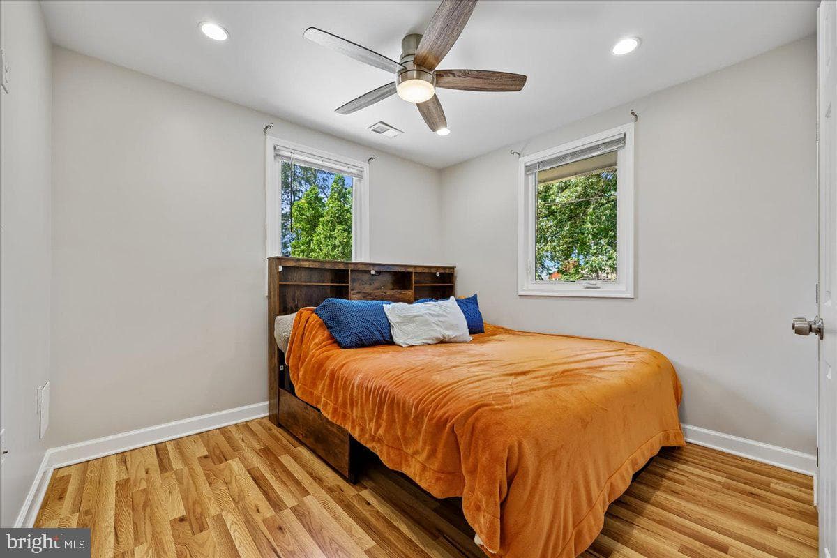 8407 Tahona Drive photo 15